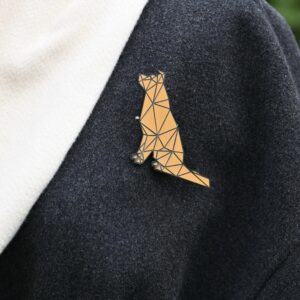 Kultainen heijastava rintakoru "Istuva koira"