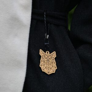 Hohtava kultainen riipus ”Pöllö”